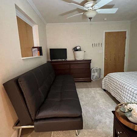 Near Airport Guest Suite Anchorage Exterior photo