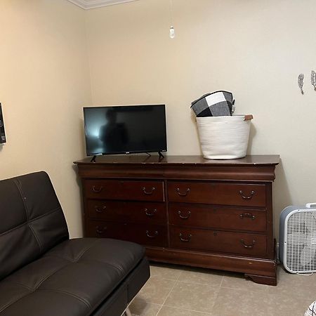 Near Airport Guest Suite Anchorage Exterior photo
